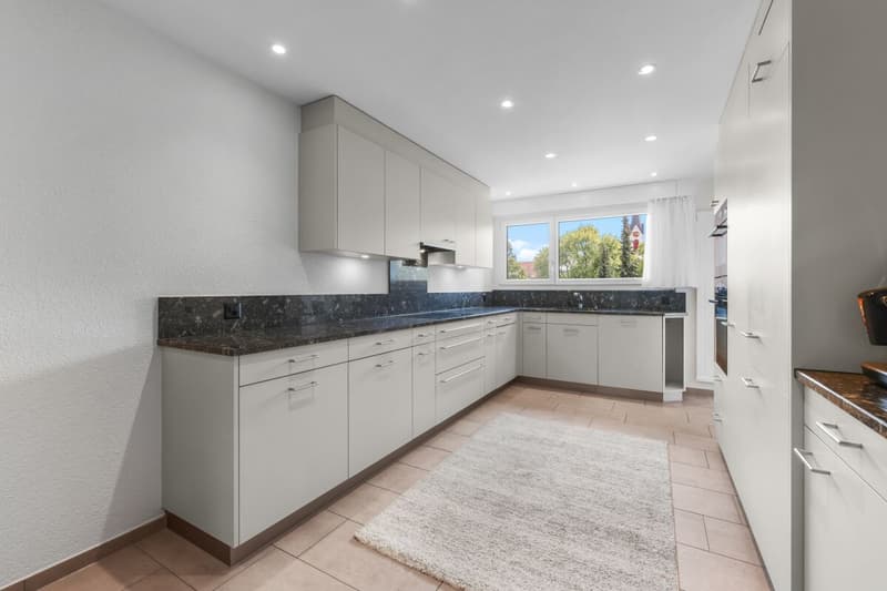 Habiter avec confort et vue panoramique – 5,5 pièces au centre (5)
