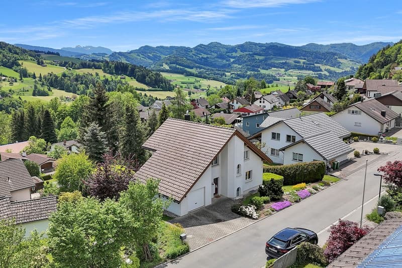 Natura, tranquillità e qualità della vita – la tua nuova casa a Oberhelfenschwil (4)