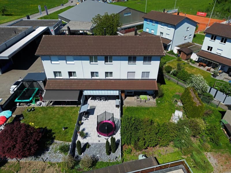 Space for Life – well-maintained semi-detached house in an attractive location. (20)