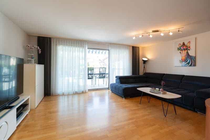 Space for Life – well-maintained semi-detached house in an attractive location. (1)