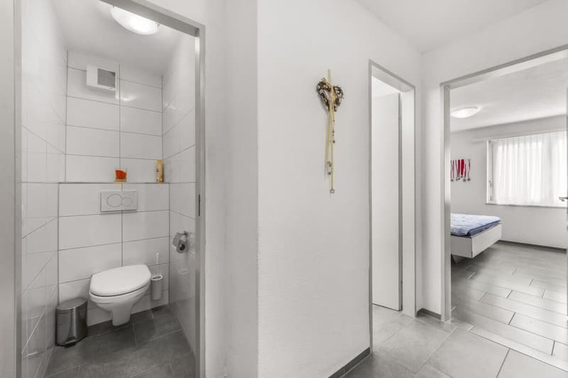 Wohnen mit Wohlgefühl: 4.5-Zimmer-Wohnung an idealer Lage (11)