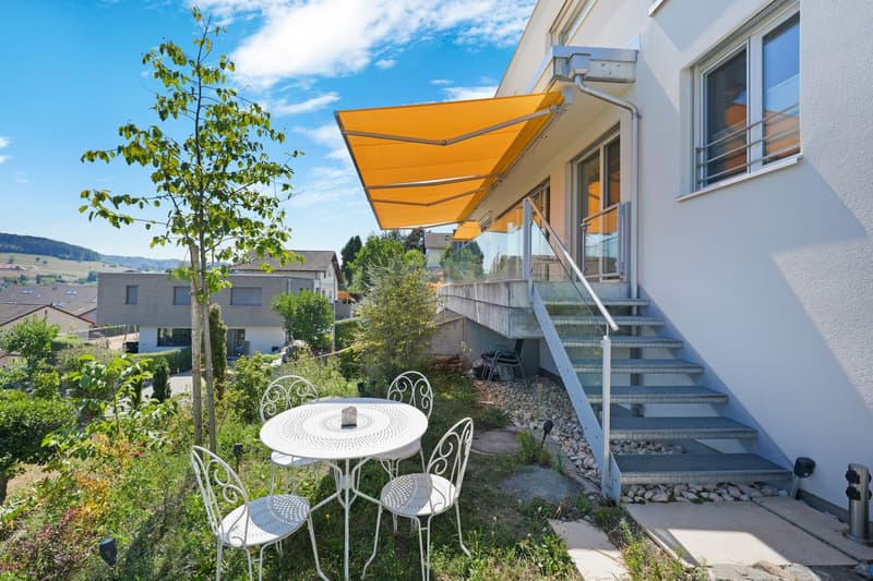 Sonnige Gartenwohnung mit einzigartigem Garten und Aussicht (17)