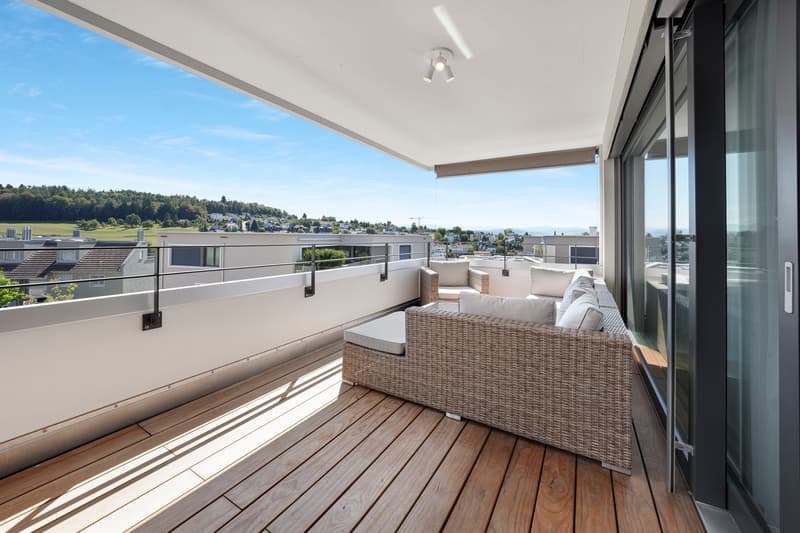 Ein Zuhause mit Weit- und Bergblick sowie hoher Wohnqualität (9)