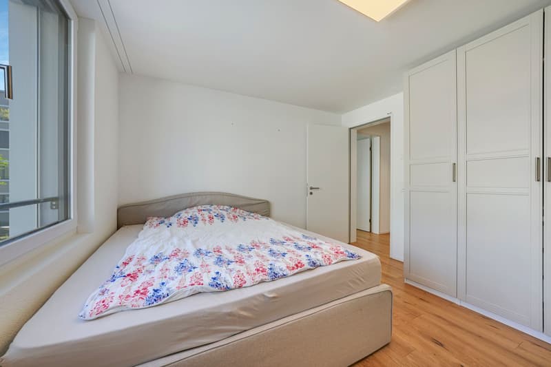 Ein Zuhause mit Weit- und Bergblick sowie hoher Wohnqualität (12)