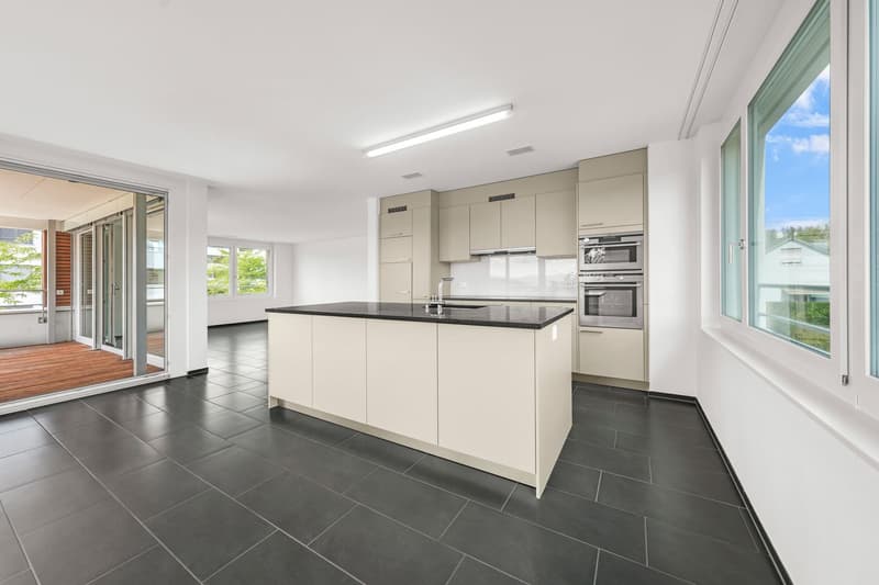 Grosszügiges 5.5-Zimmer-Wohnjuwel mit Weitblick – modern, hochwertig und familienfreundlich (5)