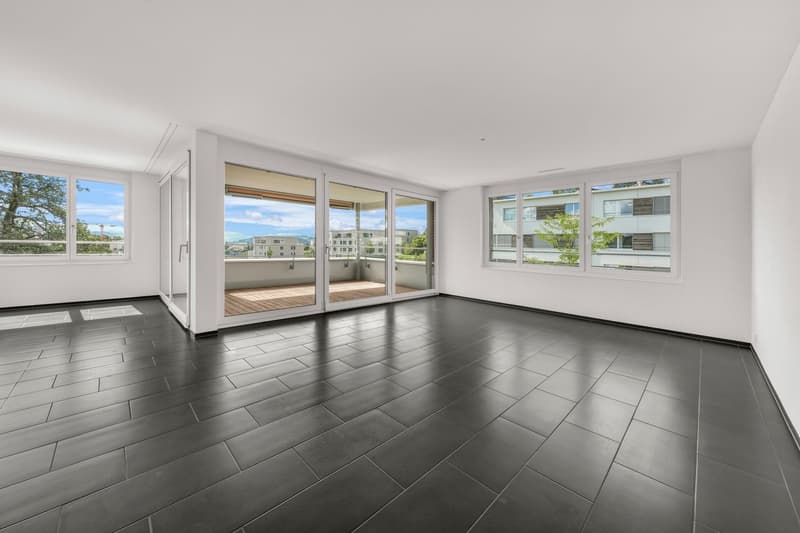 Grosszügiges 5.5-Zimmer-Wohnjuwel mit Weitblick – modern, hochwertig und familienfreundlich (2)