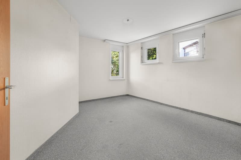Wohnen mit Weitsicht: 4.5-Zimmer-Gartenwohnung mit viel Privatsphäre (6)