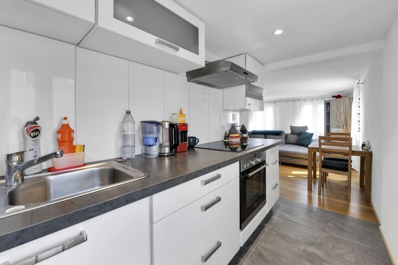 helle und freundliche 3.5 Zimmerwohnung im Zentrum von Flawil (3)
