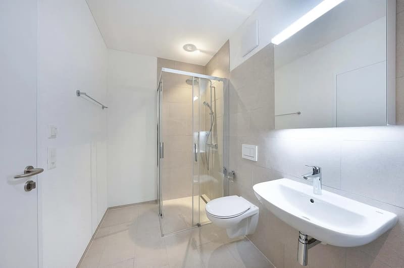 Nasszelle mit Dusche/WC