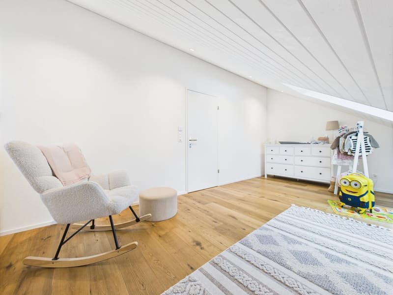 Neuwertiges 6.5-Zimmer-Doppeleinfamilienhaus mit hochwertigem Ausbau in Safenwil (15)