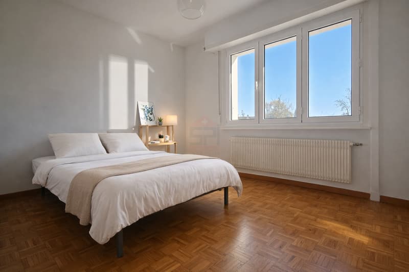 Elegante villa familiare con grande giardino pianeggiante e alto potenziale a Founex (13)