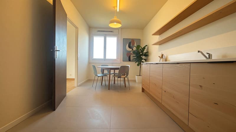 Prächtige 6-Zimmer-Wohnung mit Panoramablick (3)