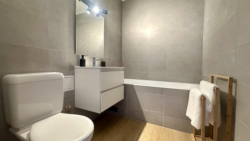Prächtige 6-Zimmer-Wohnung mit Panoramablick (8)