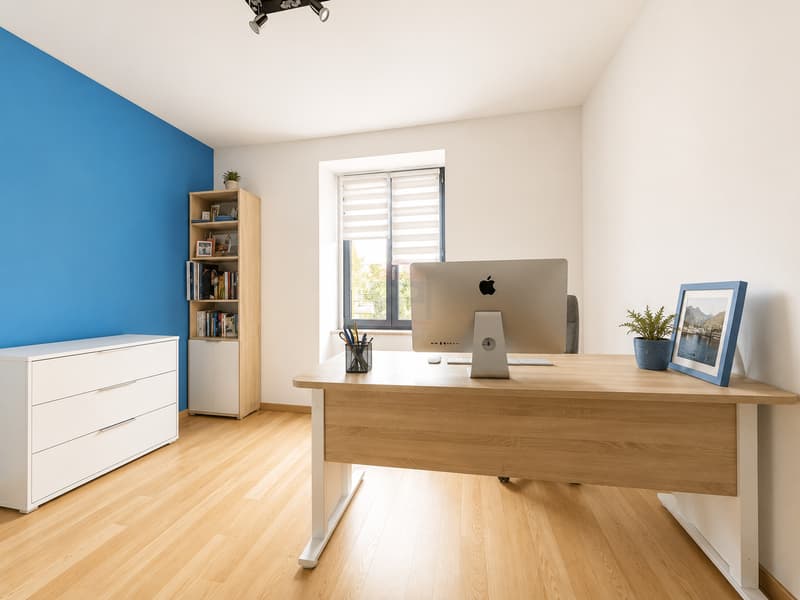 Beautifully renovated 4.5-room apartment Bright and ideally located (7)