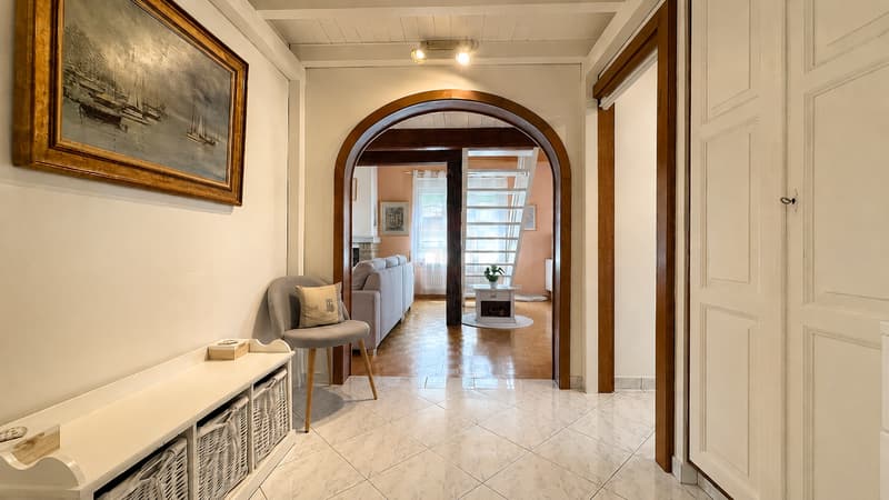 Mansarda di 4 locali e 113 m² nel centro di Bernex (4)