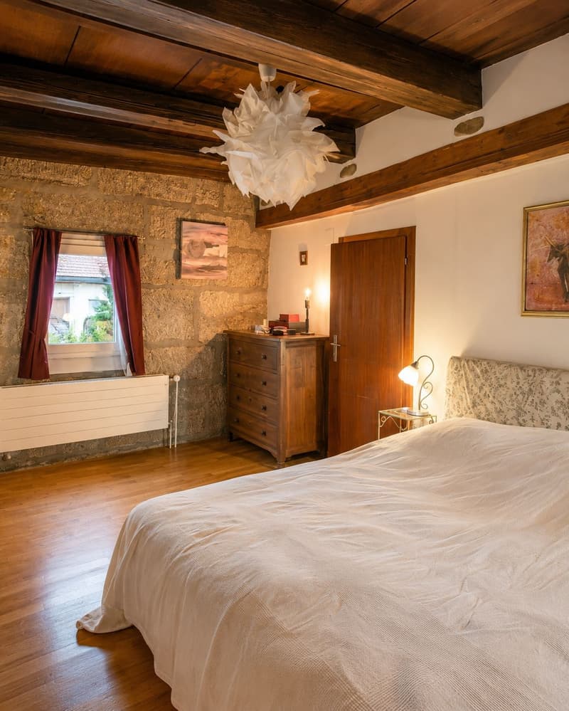 Characterful, atypical house in Moudon – 3.5 rooms with historic charm (6)