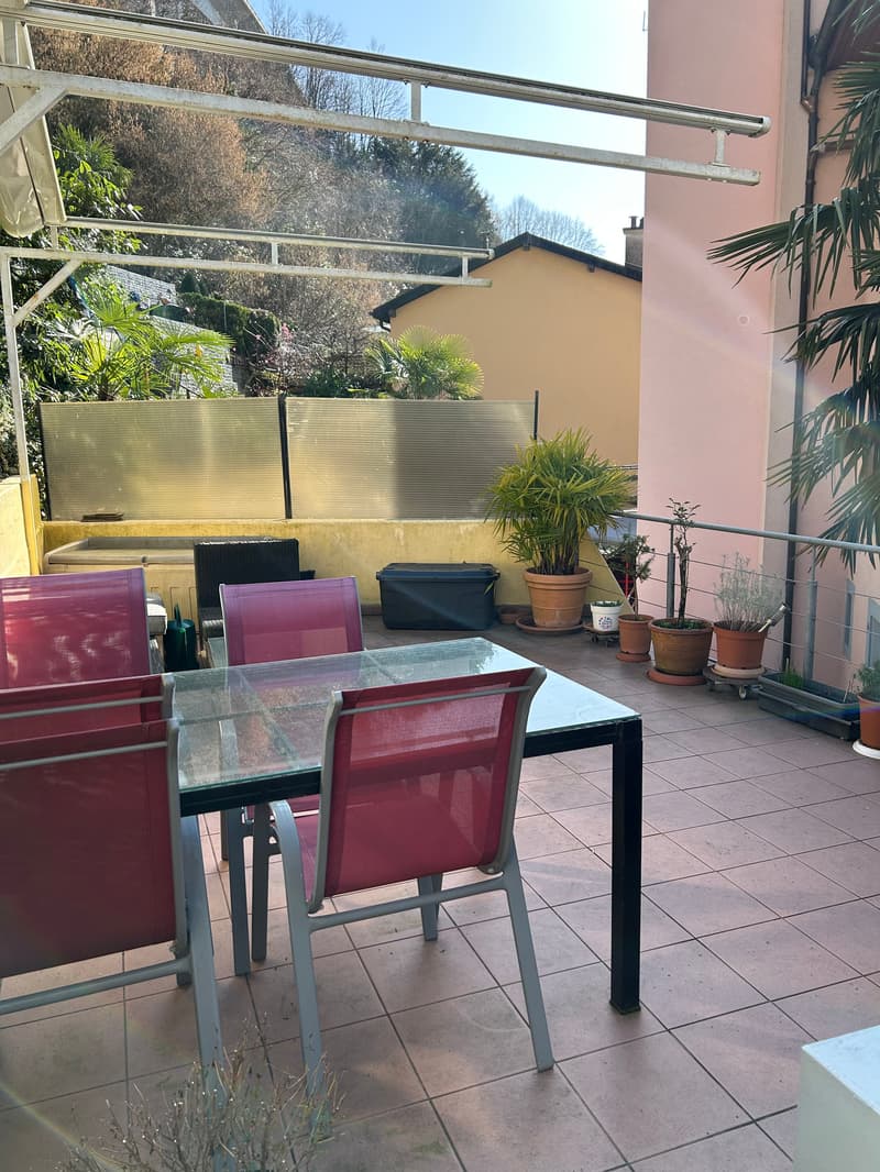 Rental building near Montreux with lake view – 3 apartments, gardens, terraces (6)