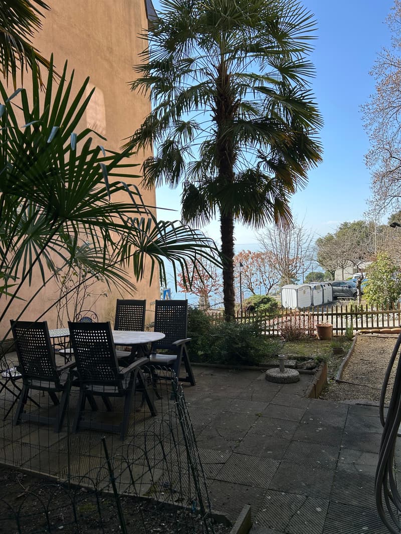 Rental building near Montreux with lake view – 3 apartments, gardens, terraces (5)