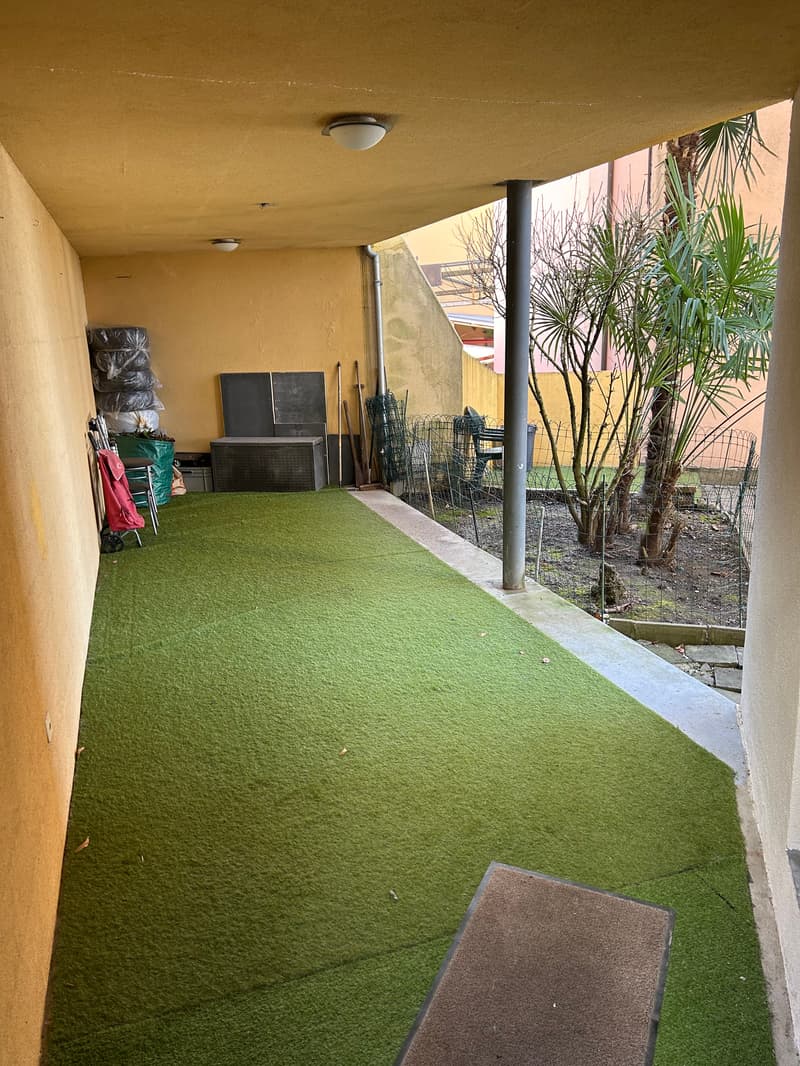 Rental building near Montreux with lake view – 3 apartments, gardens, terraces (4)