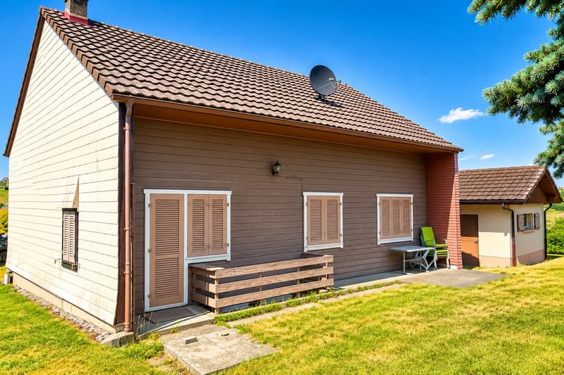 Charmante maison individuelle de 4.5 pièces avec grand terrain et fort potentiel à Torny-le-Grand (14)
