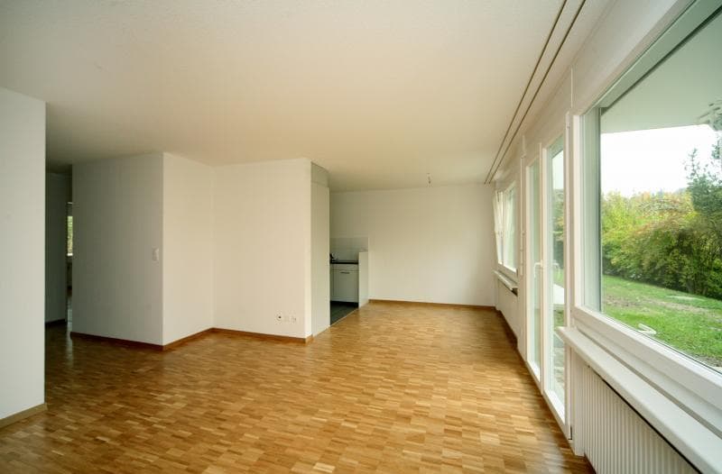 Schöne Wohnung mit gemütlichem Balkon (2)