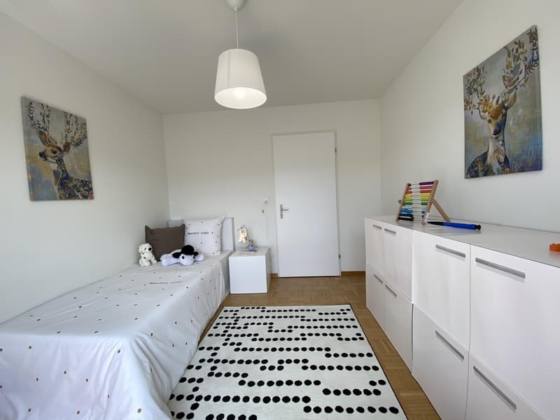 4.5 Zimmerwohnung in Oetwil am See (6)