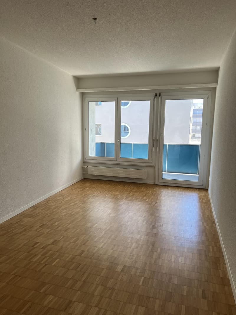 Grosszügiges Zuhause am Lindenplatz in Zürich Altstetten (2)