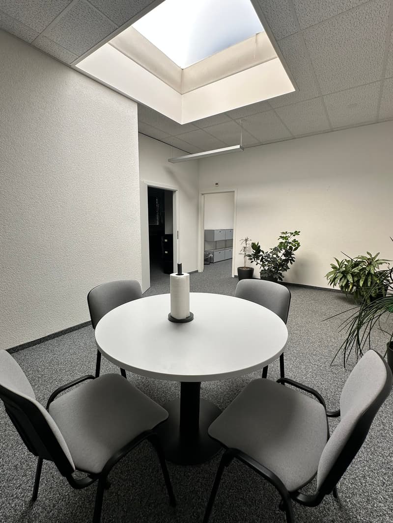 Flexible Bürofläche zu vermieten: 1 - 3 Büroräume mit diversen Extras in Füllinsdorf (8)