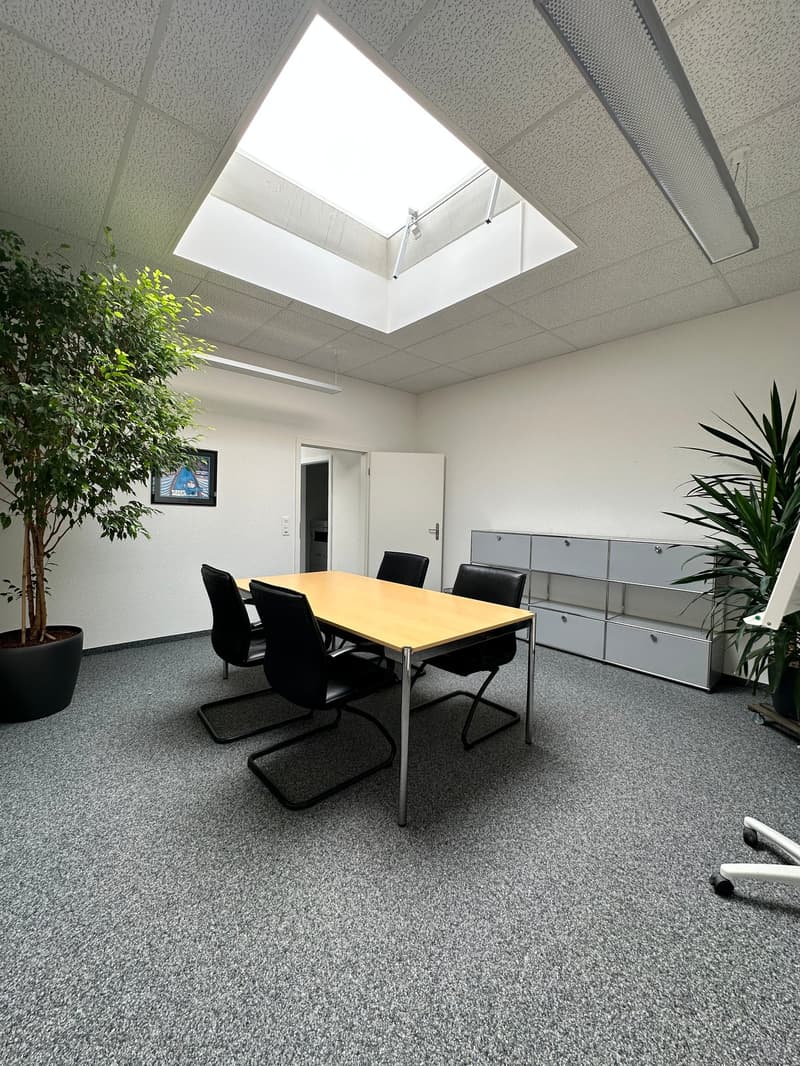 Flexible Bürofläche zu vermieten: 1 - 3 Büroräume mit diversen Extras in Füllinsdorf (1)