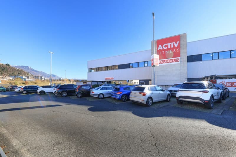 LOSONE – Espace commercial spacieux pour usage de bureau (7)