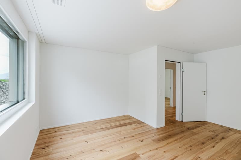 Appartamento giardino 5 ½ locali con ampio spazio esterno (19)