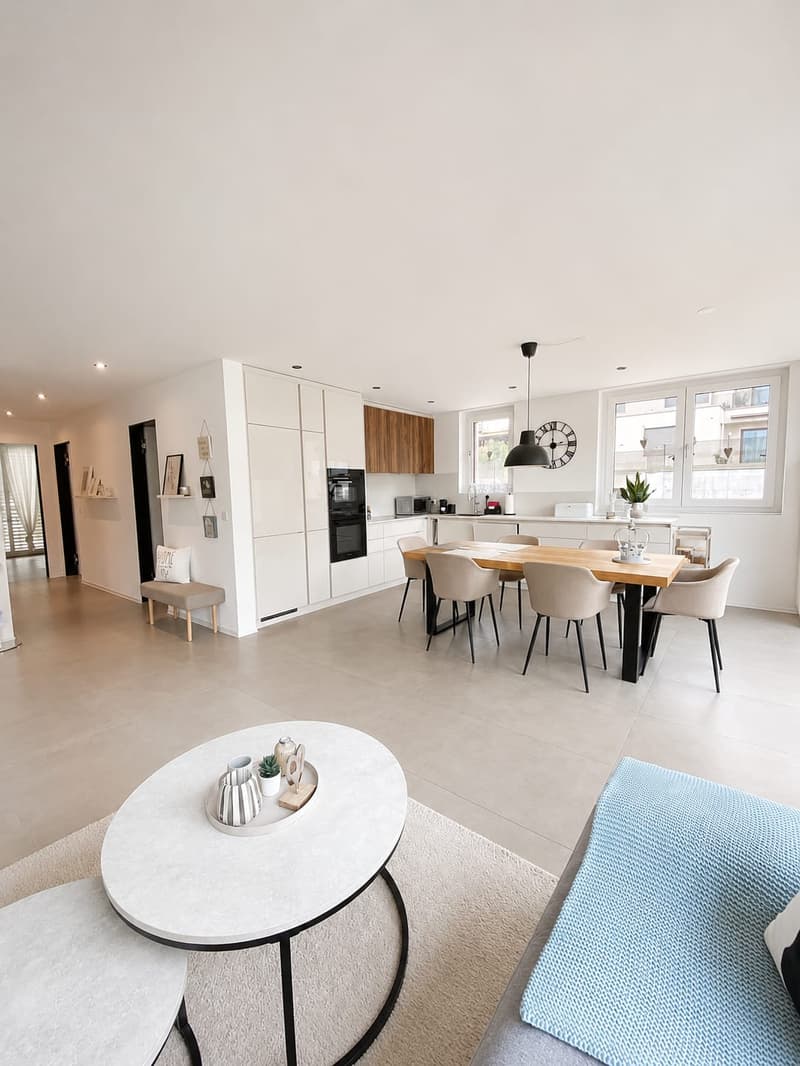 Moderne 4.5 Zi. Attikawohnung mit grosszügiger Terrasse und hochwertigem Eigentumsstandard (3)
