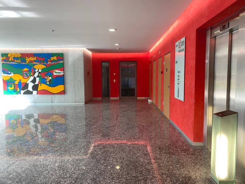 Coworking Space mit 4 vollausgestatteten Arbeitsplätzen (4)