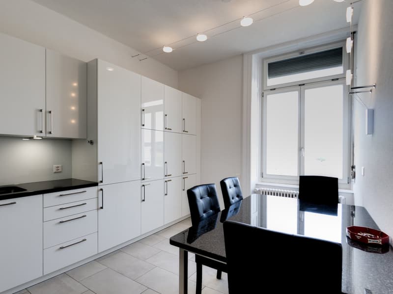 Schöne und gut ausgestattete Zimmer mit Blick auf die Aare (9)