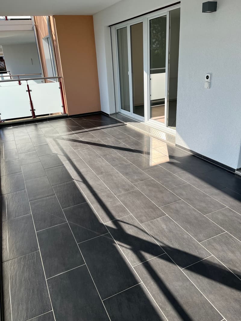 Appartamento luminoso 3.5 locali con balcone sud a Eschenbach (5)