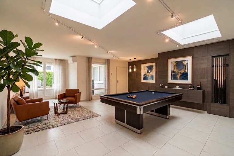 5.5 Zimmer Attikawohnung mit 550 m² Gartenterrasse, ein Traum.... (2)