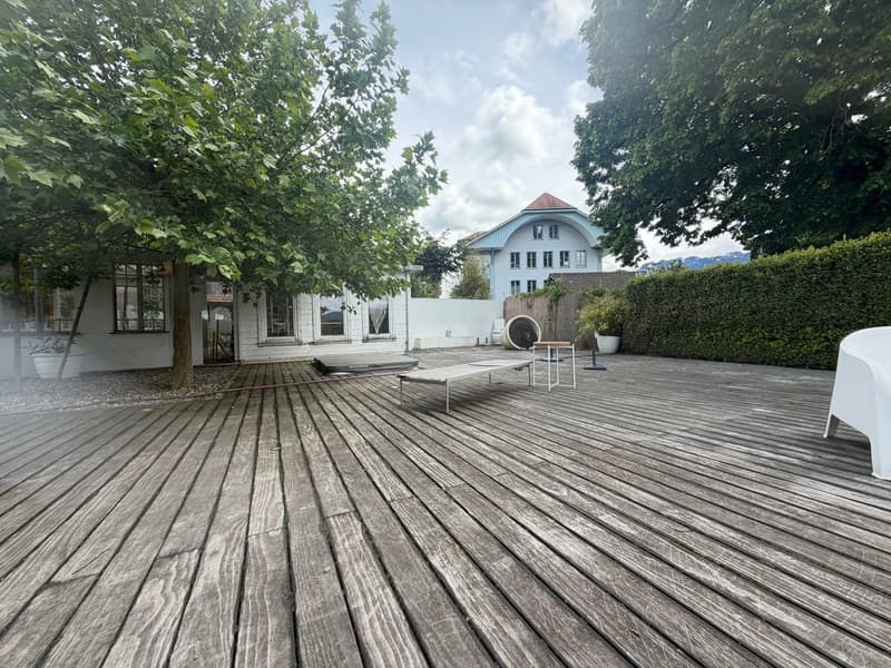 Architettura moderna incontra comfort abitativo – con seminterrato polivalente in una zona tranquilla di Thun (15)