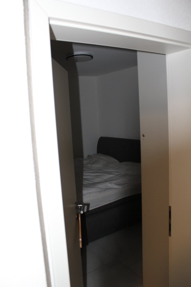 Appartamento di 2 locali ben mantenuto al piano terra in una zona tranquilla a Oberhasli (7)