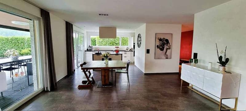 Appartement de jardin exclusif de 4,5 pièces avec double garage et extérieur de rêve (7)