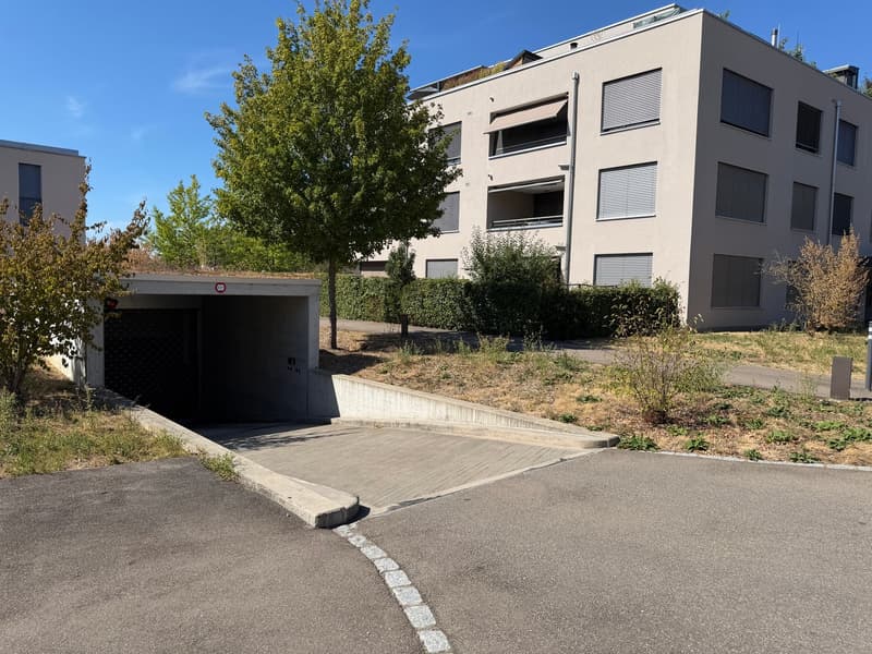 Moderne 3.5-Zimmer-Wohnung in Frick – hell, grosszügig und mit gedecktem Sitzplatz (13)