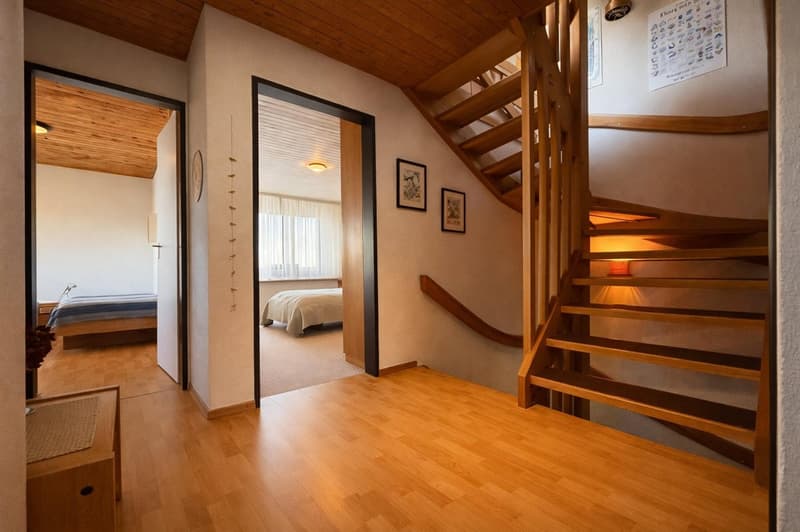 Maison mitoyenne familiale avec jardin d'hiver et belle vue à Hinteregg (9)