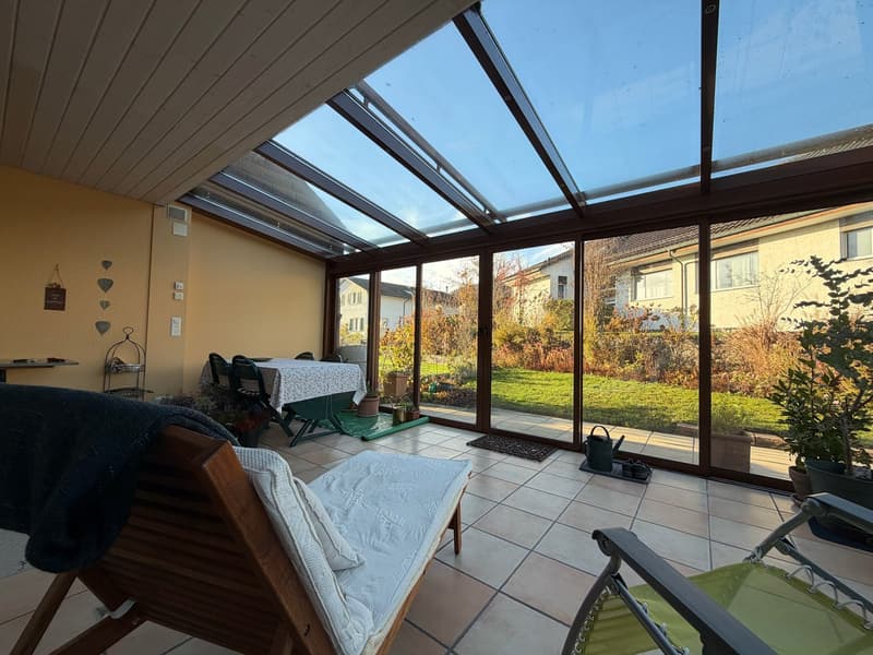 Maison mitoyenne familiale avec jardin d'hiver et belle vue à Hinteregg (6)