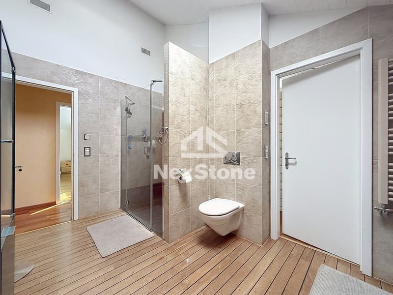 Casa indipendente di 7,5 locali con bella vista aperta sulle montagne (13)