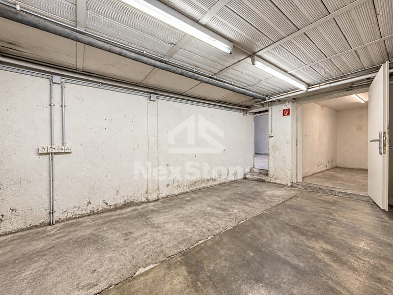 Local commercial de 105 m² avec vitrine proche de la Gare (11)