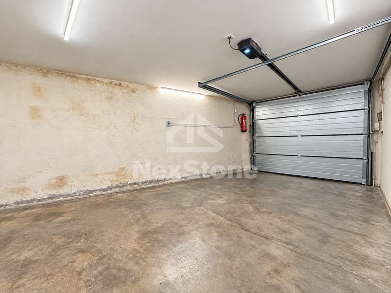 Local commercial de 105 m² avec vitrine proche de la Gare (10)