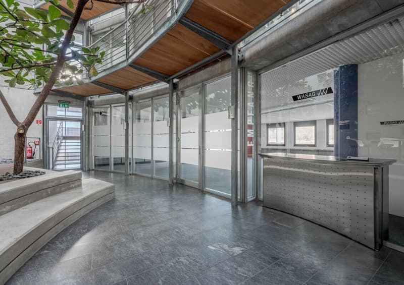 Entrée | Gebäude Industriestrasse 42