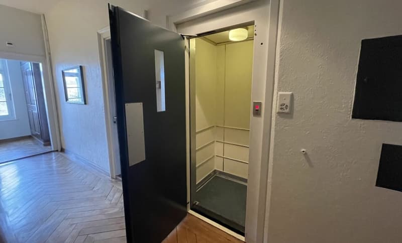 Lift im 2. OG | Oltnerstrasse 14