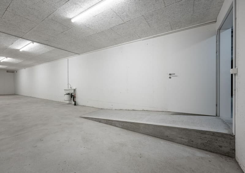 Lager 1. UG 64 m²