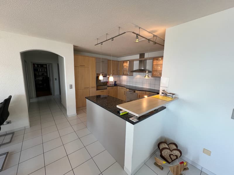 Appartamento di 3,5 locali con terrazza e vista lago a Bellerive in vendita (4)