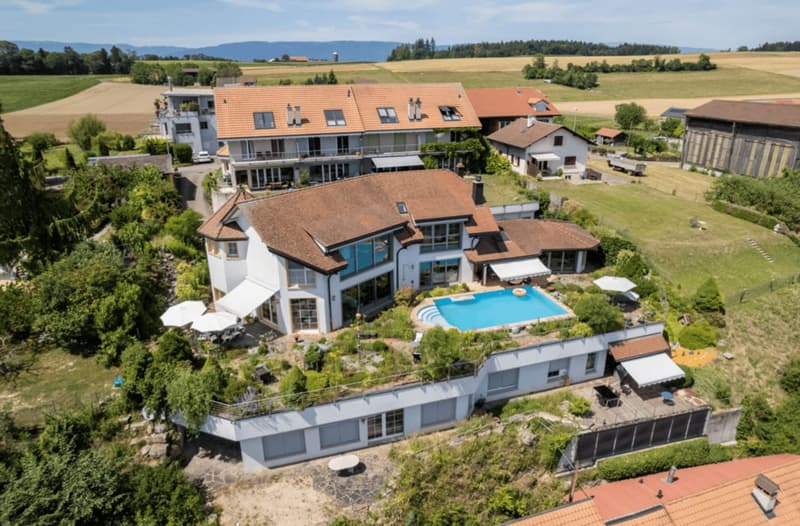 Appartamento di 3,5 locali con terrazza e vista lago a Bellerive in vendita (1)